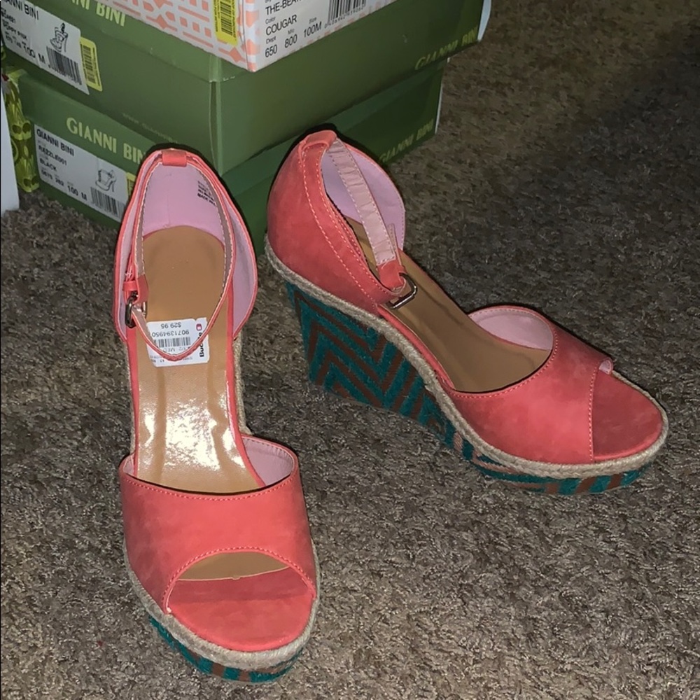Brand new twisted wedges size 9.5